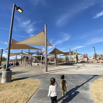 Siegfried & Roy Park - Parks Near Me - Las Vegas, Nevada