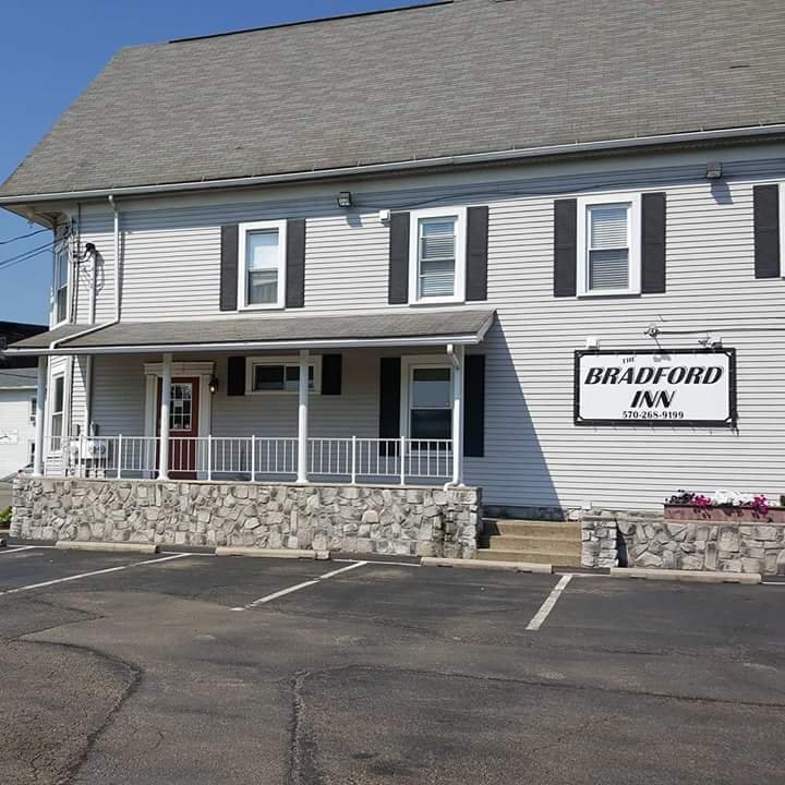 THE BRADFORD INN 8 State St, Towanda, Pennsylvania Bed & Breakfast