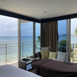 Kaimana beach hotel