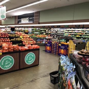 Safeway - Lots of well displayed produce and florist - Grocery Near Me - San Jose, California Safeway - Lots of well displayed produce and florist - Grocery Near Me - San Jose, California