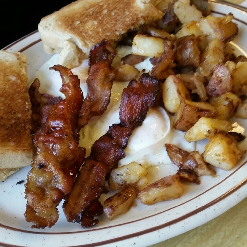 Modern Diner - Eggs, bacon and home fries - Diners Near Me - Pawtucket, Rhode Island Modern Diner - Eggs, bacon and home fries - Diners Near Me - Pawtucket, Rhode Island