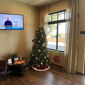 Hotel Siri - Hotels Near Me - Paso Robles, California