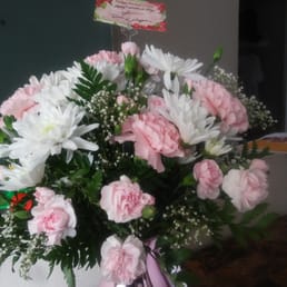 My mothers day arrangment they are beautiful!!!