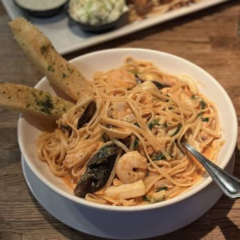 Tony P's Dockside Grill - Sports Bars Near Me - Marina Del Rey, California