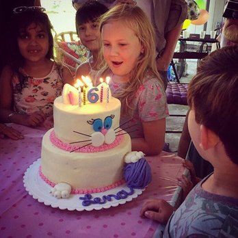 Home Cake Decorating Supply - Custom Cakes Near Me - Seattle, Washington