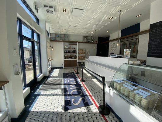 Solomos Queen Mary - Saumon fumé de qualité - Quality Smoked Salmon by null