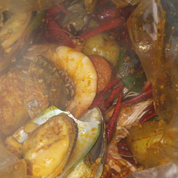 Stinkin Crawfish - Shrimp, crawfish, clams and mussels - Cajun/Creole Near Me - Downey, California Stinkin Crawfish - Shrimp, crawfish, clams and mussels - Cajun/Creole Near Me - Downey, California