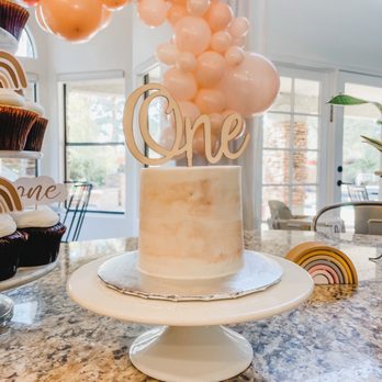 Smallcakes Ahwatukee - Smash cake - Cupcakes Near Me - Phoenix, Arizona Smallcakes Ahwatukee - Smash cake - Cupcakes Near Me - Phoenix, Arizona