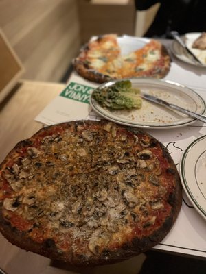 Jon & Vinny's Beverly Hills by null