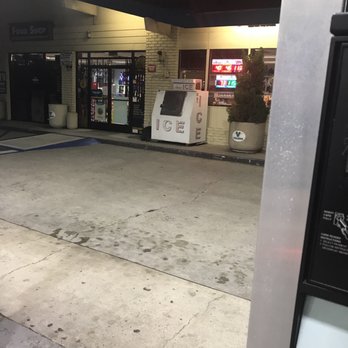 Valero - Enterance - Propane Near Me - Encinitas, California