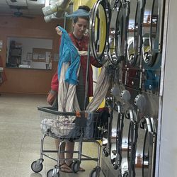 Wash Em Up - Clean and great selection of machines