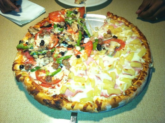 Popolo's Pizza by null