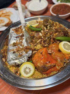 Mandi House مطعم بيت المندي اليمني لوس انجلس by null