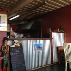 Green Chilli Thai Restaurant and Takeaway - Awesome Thai food. Mmm mmm mmmmm.
