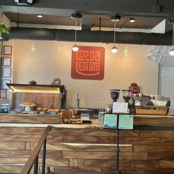 Cocoa Legato - Counter and pastry case - Cafes Near Me - Seattle, Washington Cocoa Legato - Counter and pastry case - Cafes Near Me - Seattle, Washington