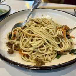 NOODLES WITH MINCED BEEF NOODLES WITH MINCED BEEF