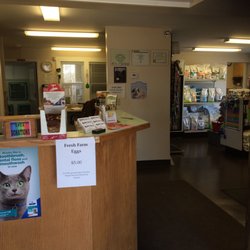Diamond Valley Vet - Reception area