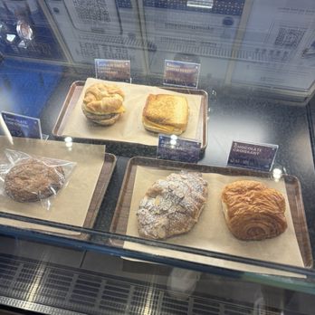 Luckin Coffee - Coffee & Tea Near Me - New York, New York Luckin Coffee - Coffee & Tea Near Me - New York, New York