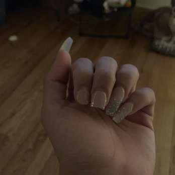 Luxury Nails Tech - Nail Salons Near Me - Bartlett, Illinois