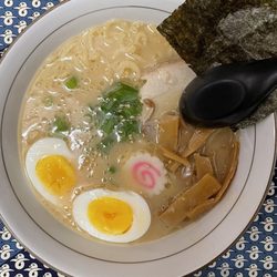 Cha-Cha - Tonkotsu classic ramen