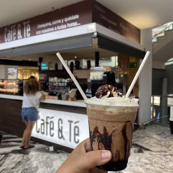Café & Té - Mocha Frappe - Coffee & Tea Near Me - Valencia, V Café & Té - Mocha Frappe - Coffee & Tea Near Me - Valencia, V