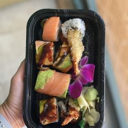 Oishii Ocean - Fancy Dragon Special Roll