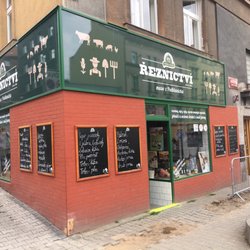 Robertson - Řeznictví a uzenářství - Vchod
