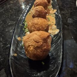 BEEF WELLINGTON BITES
