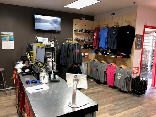 Igloo Factory Store by null