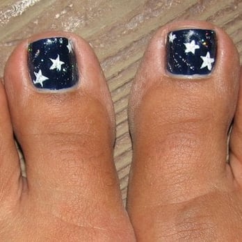 AT Elle Nails - 4th of July toes by VK Elle! - Nail Salons Near Me - Phoenix, Arizona