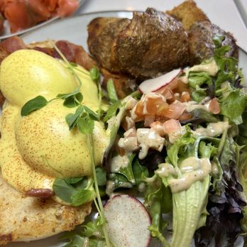 MIA Brunch Bar - Eggs Benny - Breakfast & Brunch Near Me - North York, Ontario