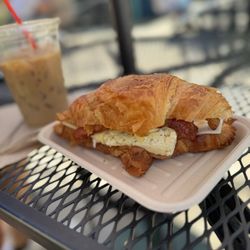 Mountain Tripper Cafe & Tea House - Croissant breakfast 5/5