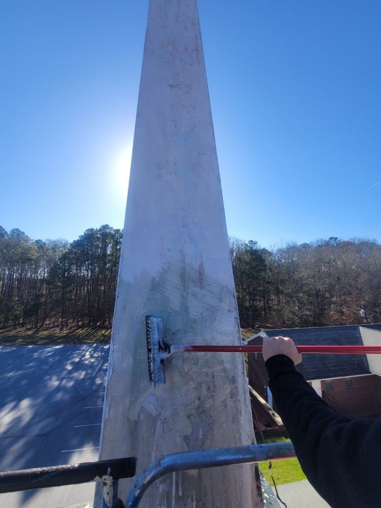 Slide of E. Thompson Roofing