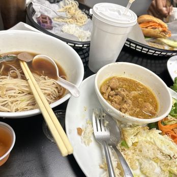 Bun Mee Phan - Vietnamese Near Me - Kansas City, Missouri