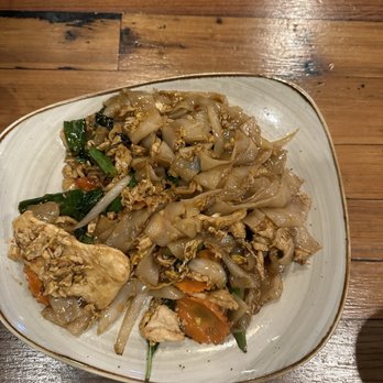 Crying Thaiger - Pad See Ew - Thai Near Me - Malden, Massachusetts