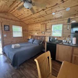 Hocking Hills Koa - Hiker's Haven Cabin
