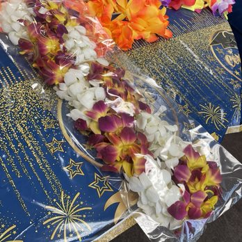Leis Premium - Florists Near Me - Gardena, California Leis Premium - Florists Near Me - Gardena, California