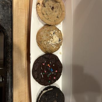 Crumbl - Temecula - Another bad example of Crumbl cookies forgetting toppings. - Bakeries Near Me - Temecula, California