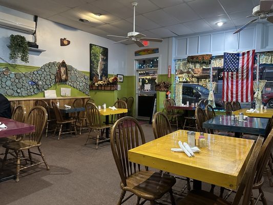 Everett Street Diner by null