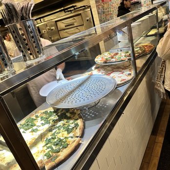 Joe's Pizza - Pizza Near Me - New York, New York