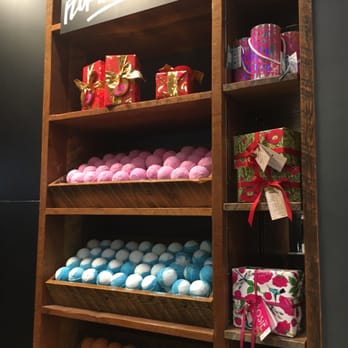 Lush - NEW STORE! - Cosmetics & Beauty Supply Near Me - Orlando, Florida