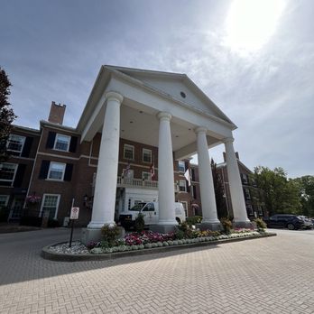 Queen's Landing - Exterior - Hotels Near Me - Niagara-on-the-Lake, Ontario