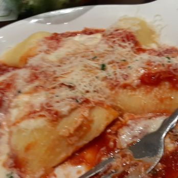 Olive Garden Italian Restaurant - 5 cheese stuffed shells - Italian Near Me - Minnetonka, Minnesota Olive Garden Italian Restaurant - 5 cheese stuffed shells - Italian Near Me - Minnetonka, Minnesota