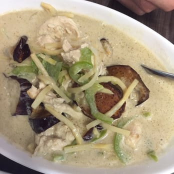 Ta Lew Thai Bistro - Green Curry - Thai Near Me - Gilbert, Arizona