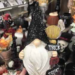 Dollar General - So ready for fall decorations and Halloween!