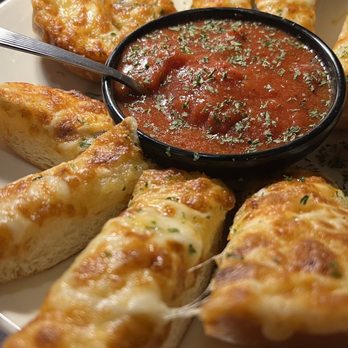 The Old Spaghetti Factory - Garlic bread - Italian Near Me - Sacramento, California The Old Spaghetti Factory - Garlic bread - Italian Near Me - Sacramento, California