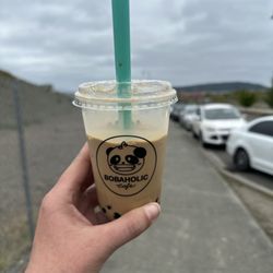 Bobaholic Cafe