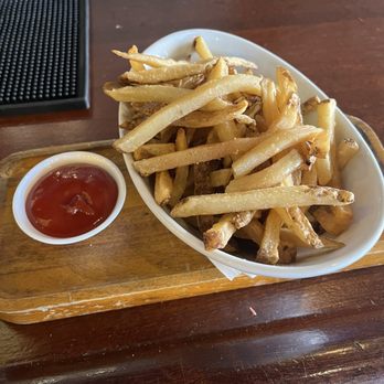 Black Oak on Fifth - Side of fries - New American Near Me - Brooklyn, New York Black Oak on Fifth - Side of fries - New American Near Me - Brooklyn, New York