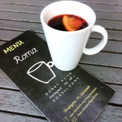 Cafe Roma - Wino grzane z pomarańczą i goździkami 12 zł
