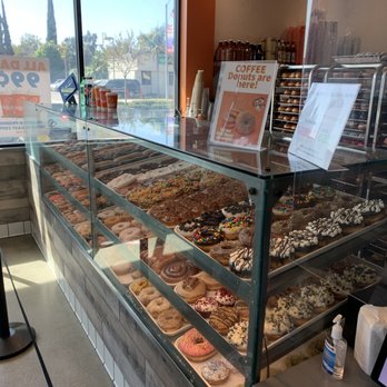 Randy's Donuts - Donuts Near Me - Downey, California